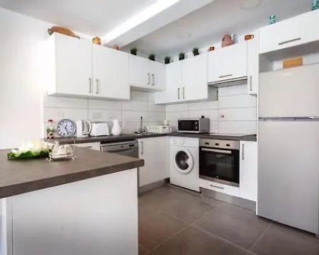 Coral Bay Sea Breeze - 2 Bedroom 아파트 *